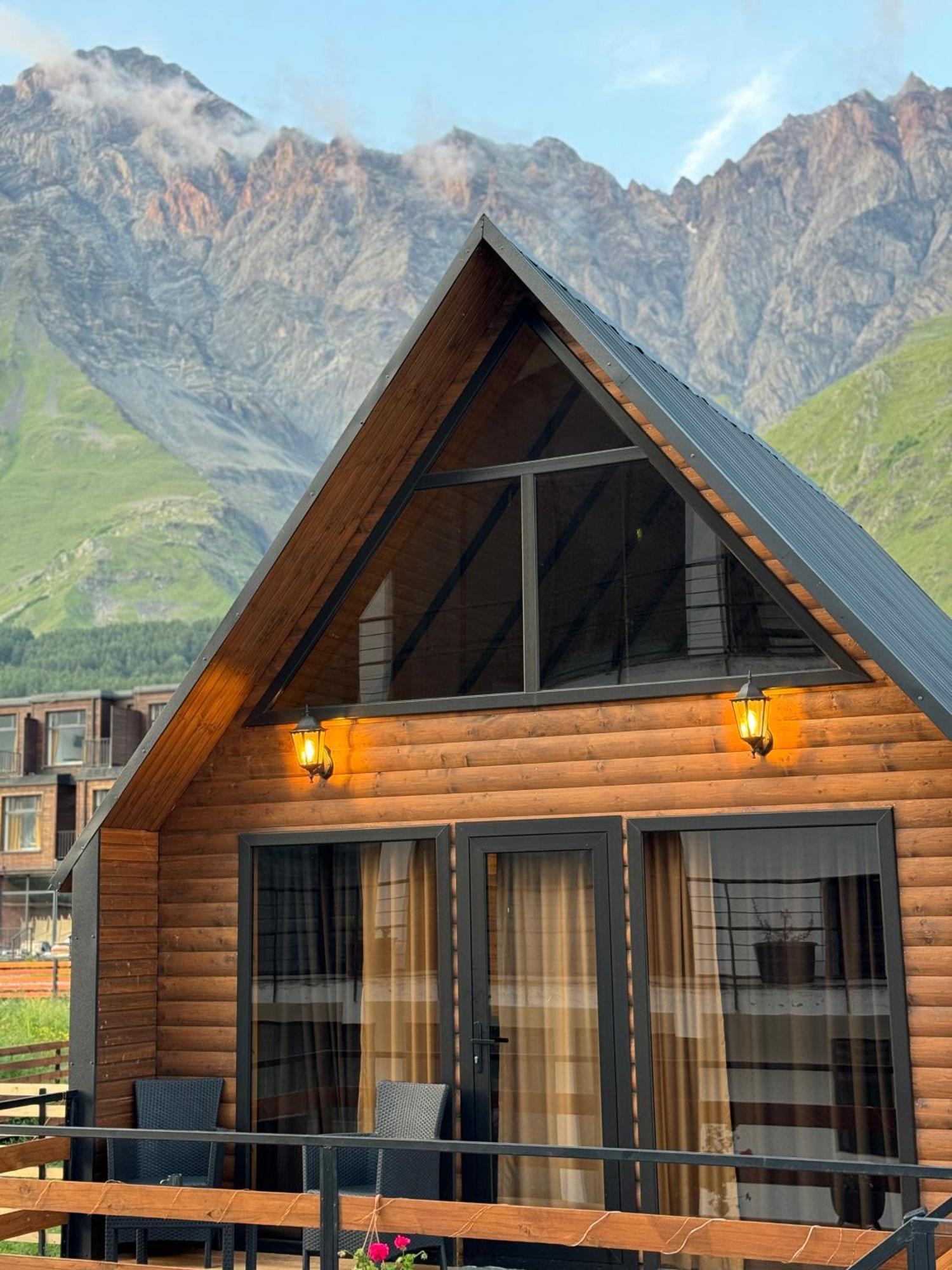 Outdoor Cottages Kazbegi Экстерьер фото